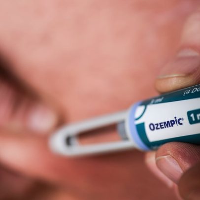 Alerta no Reino Unido sobre riscos do Ozempic e casos de pancreatite em destaque
