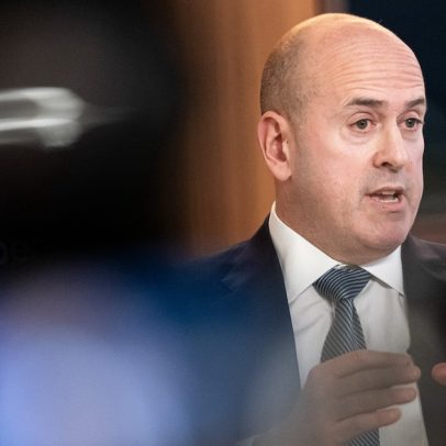 Carlyle reestrutura liderança e nomeia três novos copresidentes