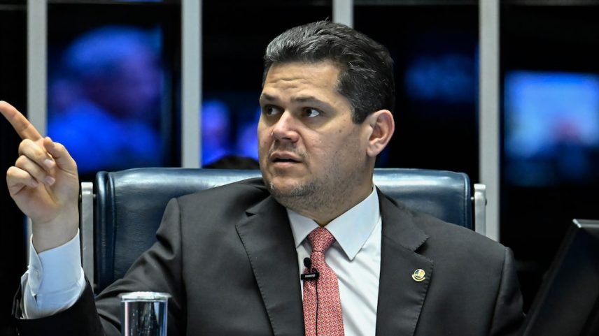 Davi Alcolumbre, presidente do Senado, trará proposição à reunião de líderes na próxima semana. (Foto: Andressa Anholete/Agencia Senado)