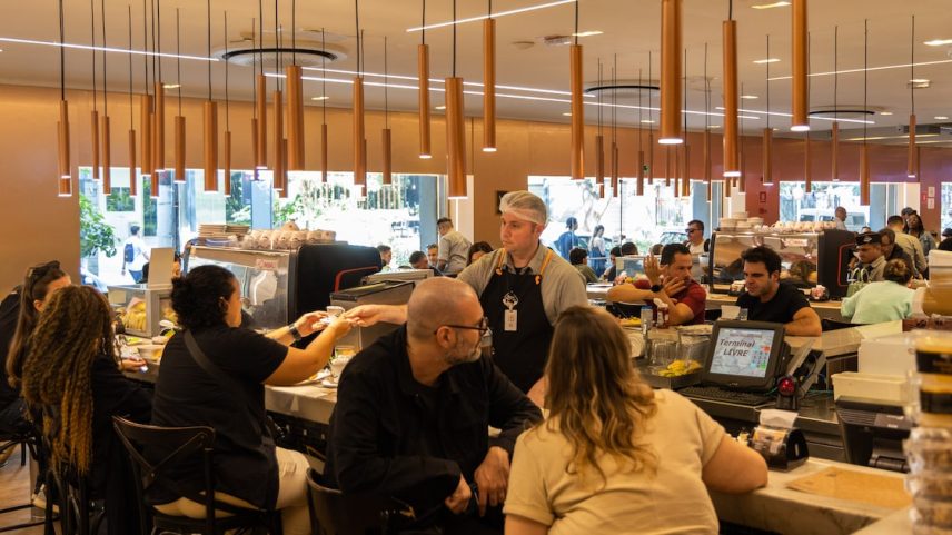 Ícone das padocas 24 horas, a Bella Paulista conquista o título de “Padaria que é a cara de São Paulo” e celebra o jeito paulistano de viver entre balcões e pingados (Foto: LEO MARTINS)