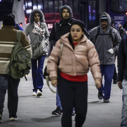 Frente fria traz chuvas e queda de temperatura em São Paulo nesta terça-feira