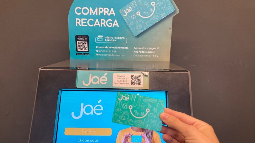 Compra de cartão Jaé avulso pode ser feita pelos terminais de autoatendimento (Foto: Camila Araujo)