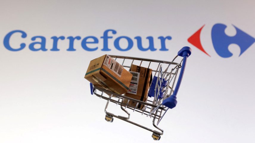 Foto ilustrativa do logo do Carrefour (Foto: REUTERS/Dado Ruvic/Arquivo)