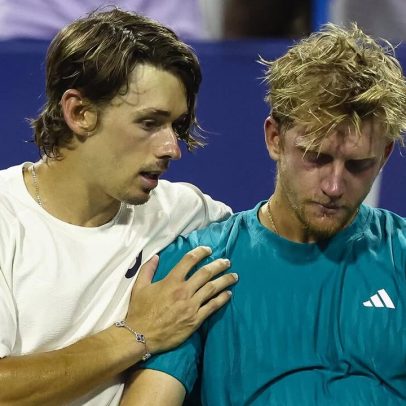 De Minaur supera adversário na final e oferece apoio a Davidovich Fokina