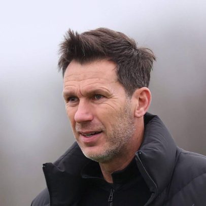 Liverpool Women negocia a contratação de Gareth Taylor como técnico principal
