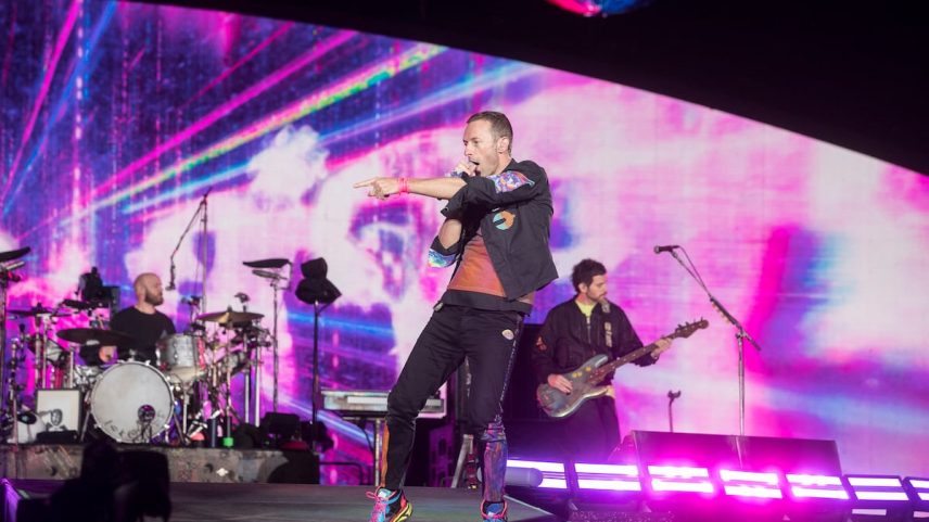 Concierto do grupo britânico Coldplay no Estadio Olímpico de Barcelona, em maio de 2023. (Foto: Reprodução)