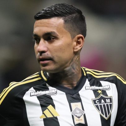 STJD anula multa, mas mantém suspensão de Dudu por mais cinco jogos no Atlético-MG
