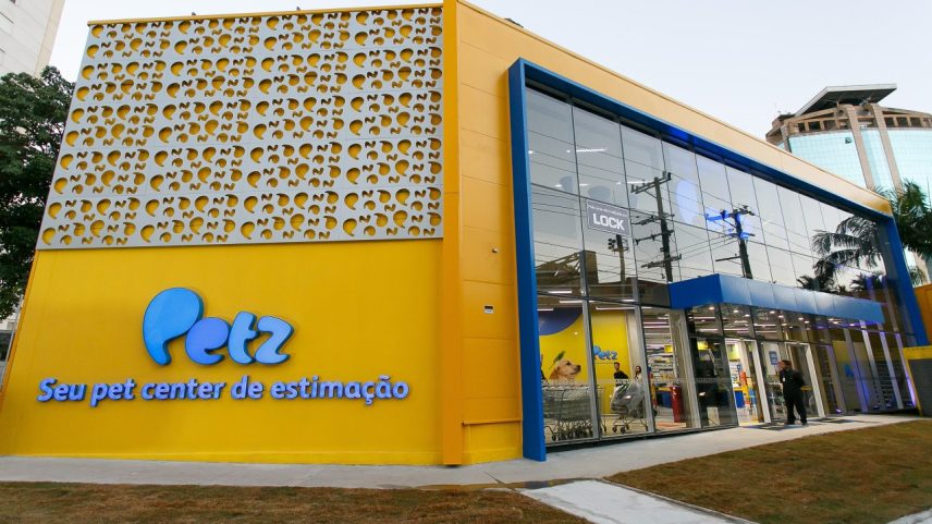 Empresa pode se tornar ainda mais competitiva, especialmente nas lojas físicas (Foto: Petz/Divulgação)