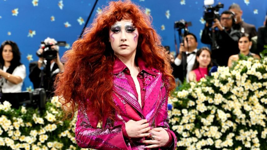 Fãs de Chappell Roan acreditam que a cantora está provocando o lançamento de seu tão aguardado novo single "The Subway." (Foto: Reprodução)