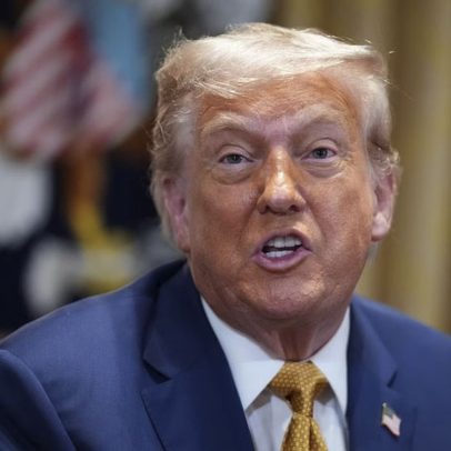 Trump nega ter utilizado serviços de Epstein e afirma que só 'pintou um clima'