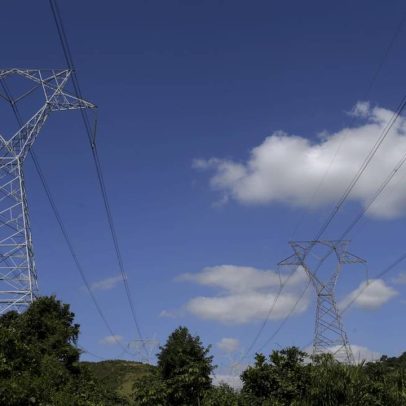 Aneel ativa bandeira vermelha 2 e eleva tarifas de energia em agosto