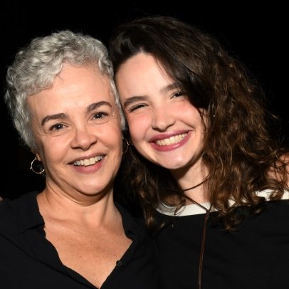 Luciana Braga e filha estreiam peça juntas no teatro
