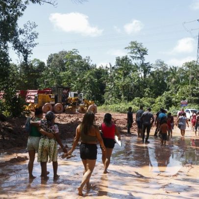 Ribeirinhos bloqueiam obra de avenida no Pará em protesto antes da COP30