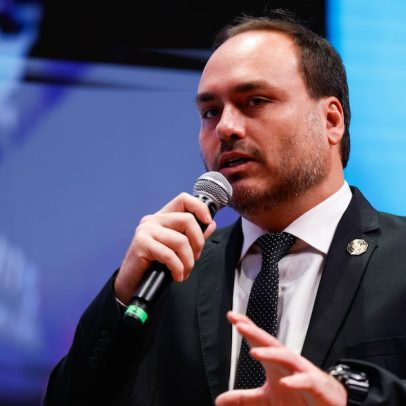 Carlos classifica pen drive apreendido como 'factoide' em nova declaração