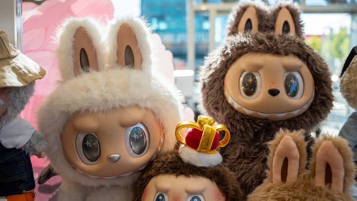 Bonecos Labubu em exibição na nova loja da Pop Mart em Las Vegas, 12 de julho de 2025. (Foto: Kara Gildea | Las Vegas Review-Journal | Tribune News Service | Getty Images)