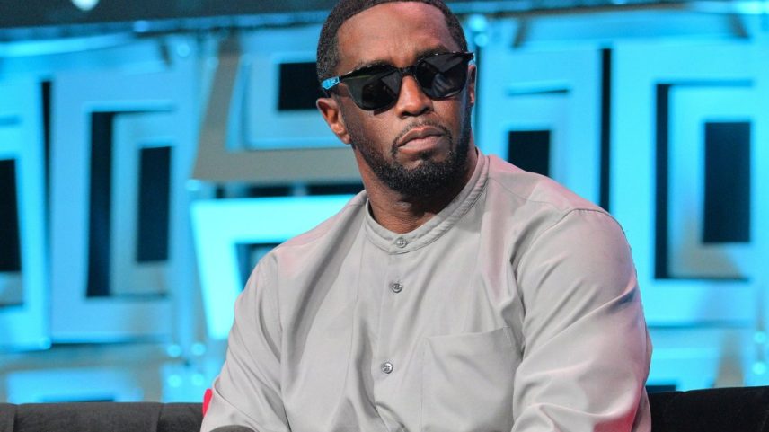 Sean “Diddy” Combs recebeu aplausos de outros detentos ao retornar à prisão após ser absolvido de acusações que poderiam resultar em prisão perpétua. (Foto: Reprodução)