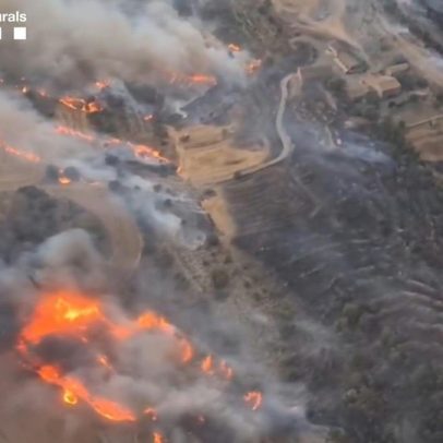 Onda de calor na Europa provoca mortes em incêndio florestal na Espanha