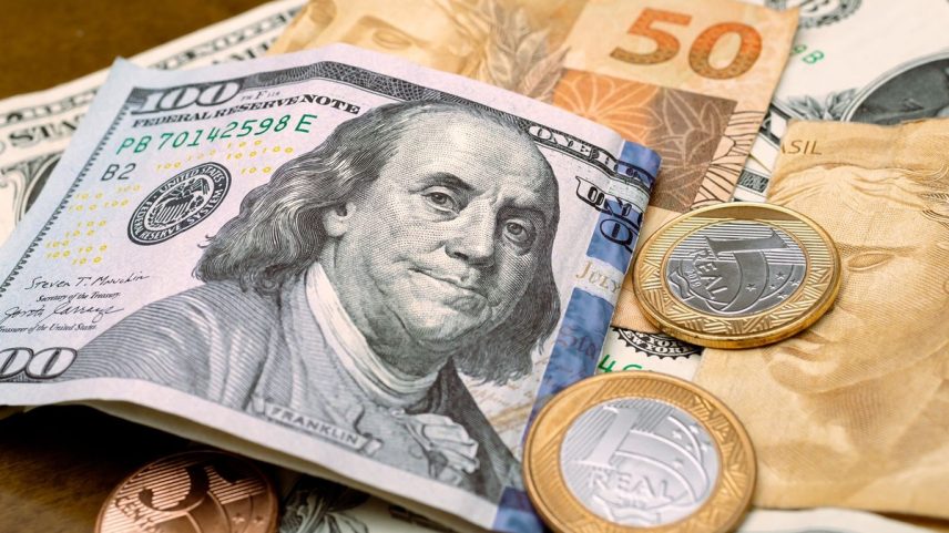 Imagem dólar e Real — Foto: Shutterstock