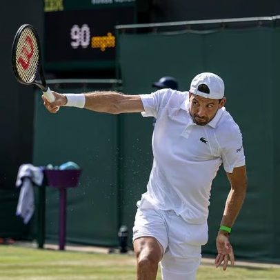 Backhand de uma mão deve se tornar uma técnica rara no tênis, afirma Dimitrov