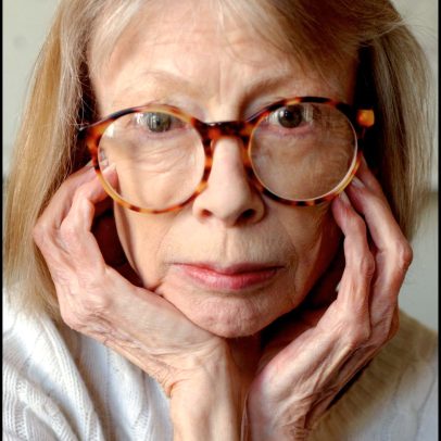 Joan Didion revela suas reflexões profundas em nova obra literária