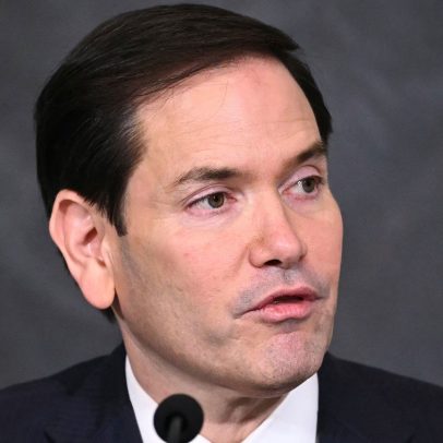 Impostor usa IA para se passar por Marco Rubio e contatar autoridades estrangeiras