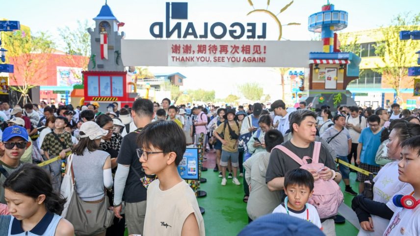 Maior Legoland abriu as portas na China (Foto: AFP)