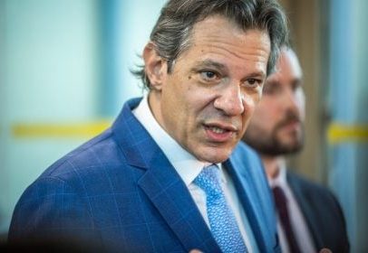 Haddad comemora avanços nas tarifas de Trump, mas alerta para desafios futuros