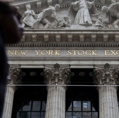 Investidores garantem lucro de 220% em ação para evitar decepções financeiras