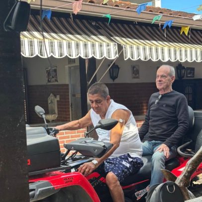 Ney Matogrosso e Zeca Pagodinho encantam web com passeio de quadriciclo artístico