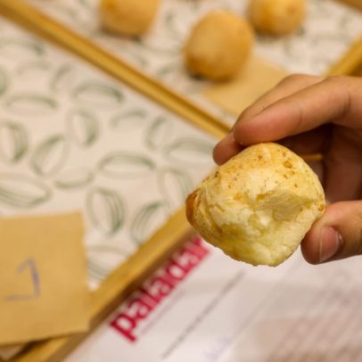 Os melhores pães de queijo congelados do mercado são analisados em nova pesquisa