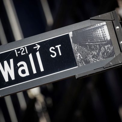 Bolsas de Nova York sobem, com S&P 500 e Nasdaq atingindo novos recordes
