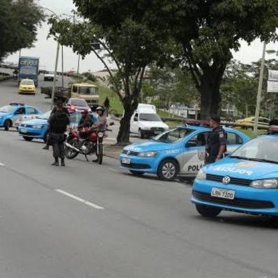 Rio implementa máquinas para pagamento instantâneo de multas em blitzes