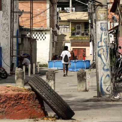 Roubo de veículos aumenta na Cidade de Deus, enquanto outros crimes diminuem