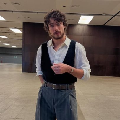 Jaffar Bambirra fala sobre luto e namoro enquanto grava nova música