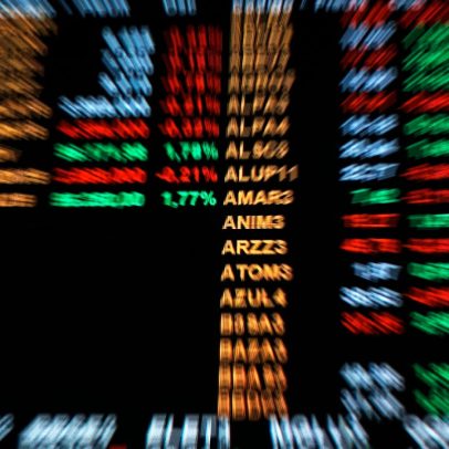 Consultor sugere estratégias para investir na bolsa e na renda fixa agora