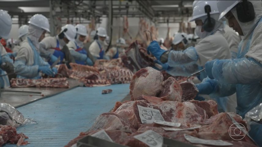 Tarifaço de Trump obriga empresas brasileiras a buscar novos mercados; entenda como funciona redirecionamento das exportações (Foto: Reprodução/TV Globo)