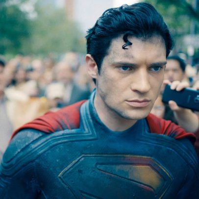‘Superman’ retorna às suas raízes com uma nova abordagem nostálgica