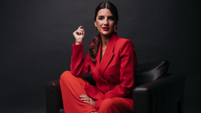 Ana Lisboa, fundadora do Grupo Altis: “Gosto de saber como as pessoas se sentem, suas histórias e dificuldades. Foi para isso que a empresa foi criada; se me afastar tudo perde o sentido. O objetivo não é dominar o mercado e, sim, transformar vidas” (Foto: Reprodução)