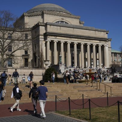 Universidade Columbia pune 80 alunos por protestos contra a guerra em Gaza
