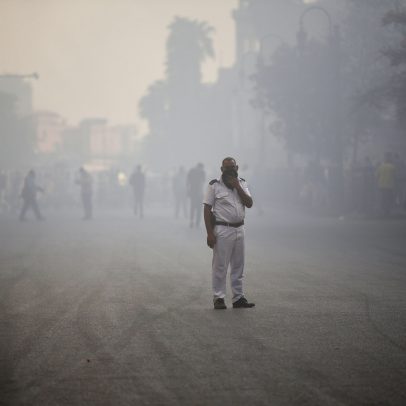 Incêndio em prédio de telecomunicações no Cairo mata 4 e afeta serviços de internet