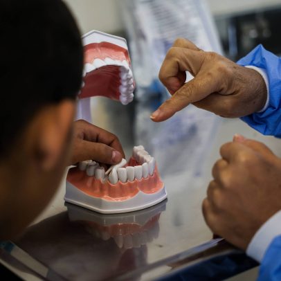 Conselho de odontologia denuncia prática de 'odontologia biológica' na AGU
