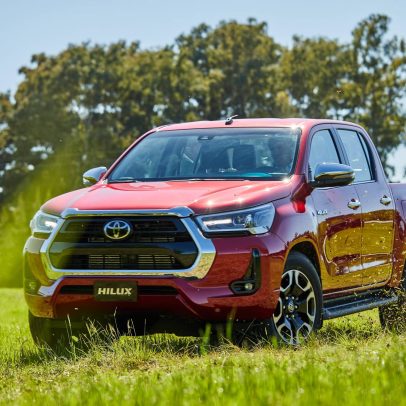Toyota Hilux SRX completa dez anos com robustez, mas enfrenta desafios da idade