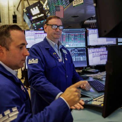 Ações se recuperam e geram lucro após queda nas vendas de resultados financeiros