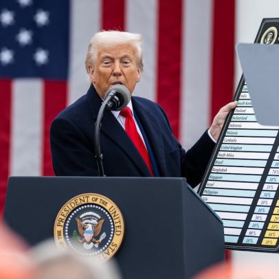 Trump impõe tarifa de 35% sobre importações do Canadá e intensifica guerra comercial