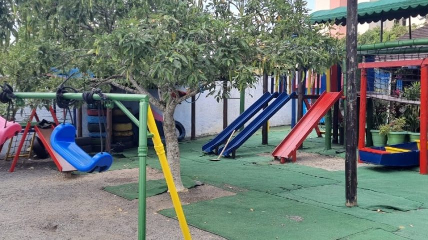 Creche Cantinho Bom Pastor, em Blumenau (SC), onde houve um ataque que deixou quatro crianças mortas em 2023; lei aprovada foi sugestão de família das vítimas (Foto: Hygino Vasconcellos/UOL)