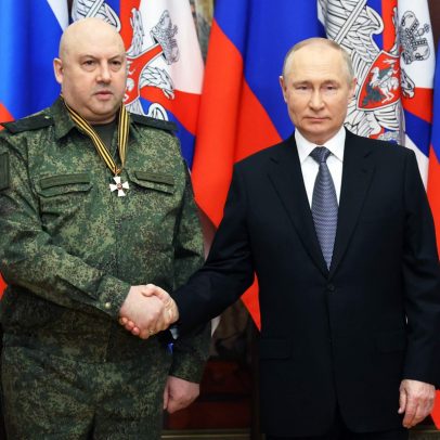 Rússia apura desvio de verbas em regiões fronteiriças com a Ucrânia para defesas