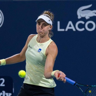 Bia Haddad é eliminada na estreia do WTA de Montreal após derrota em três sets