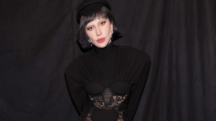 Lady Gaga declara que é uma Labubu em um vídeo engraçado aparentemente filmado antes de um show da Mayhem Ball. (Foto: Reprodução)