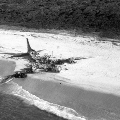 Avião do ouro é flagrado após pouso forçado na Ilha Grande