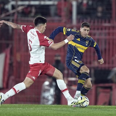 Atacante do Boca Juniors é surpreendido com substituição no intervalo da partida